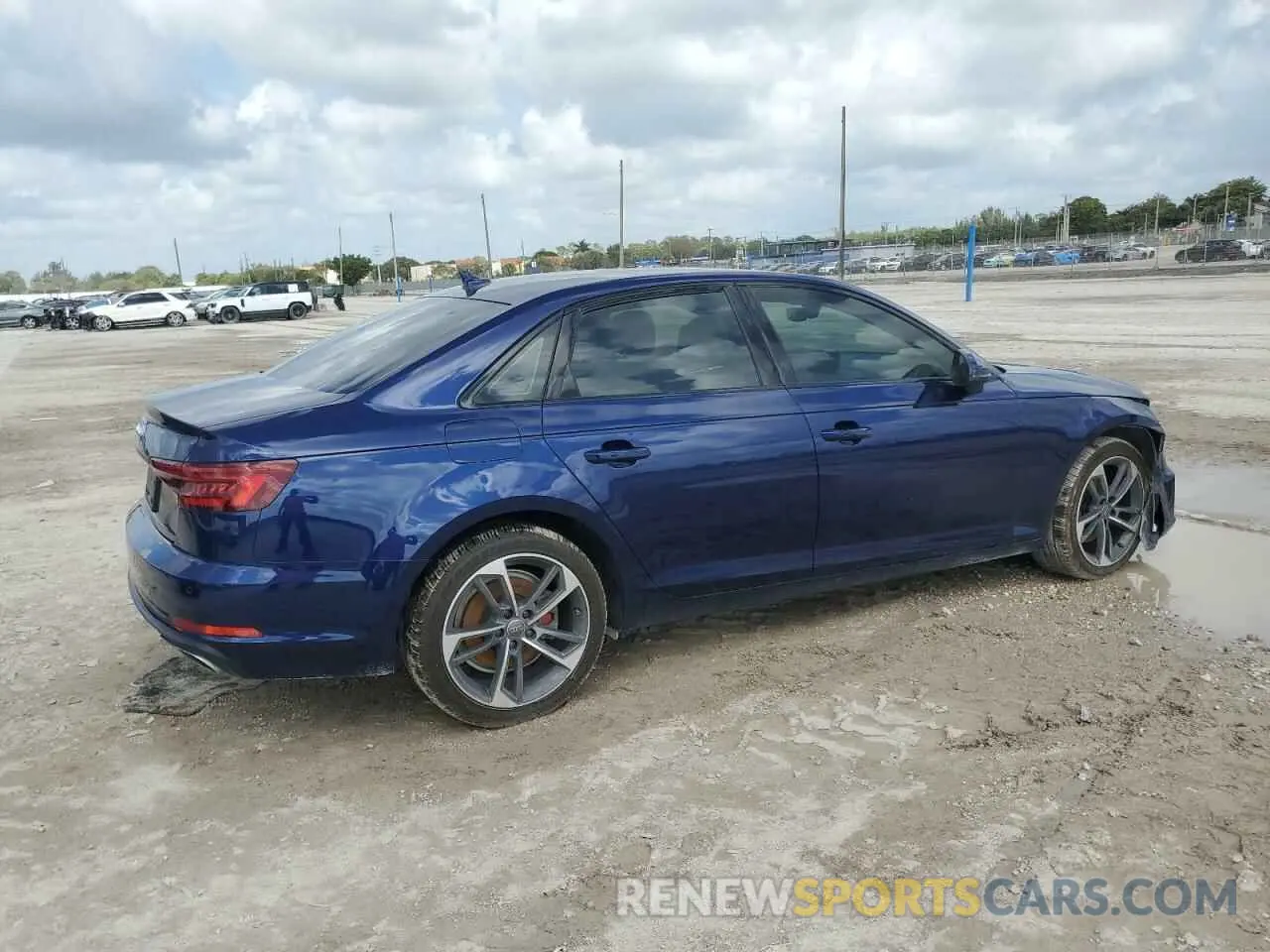 3 fotografías del automóvil dañado WAUGMAF40KN020996 AUDI A4 2019