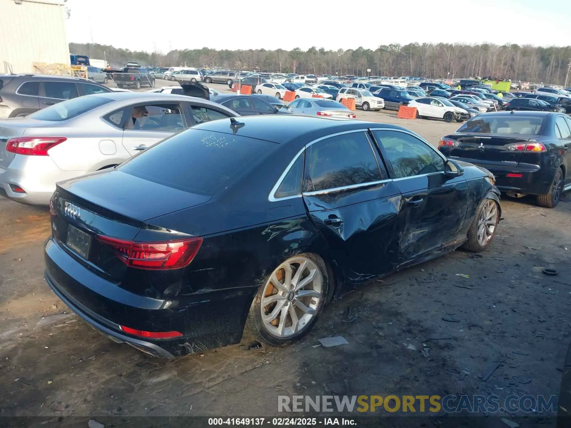 4 fotografías del automóvil dañado WAUGMAF41KN004404 AUDI A4 2019
