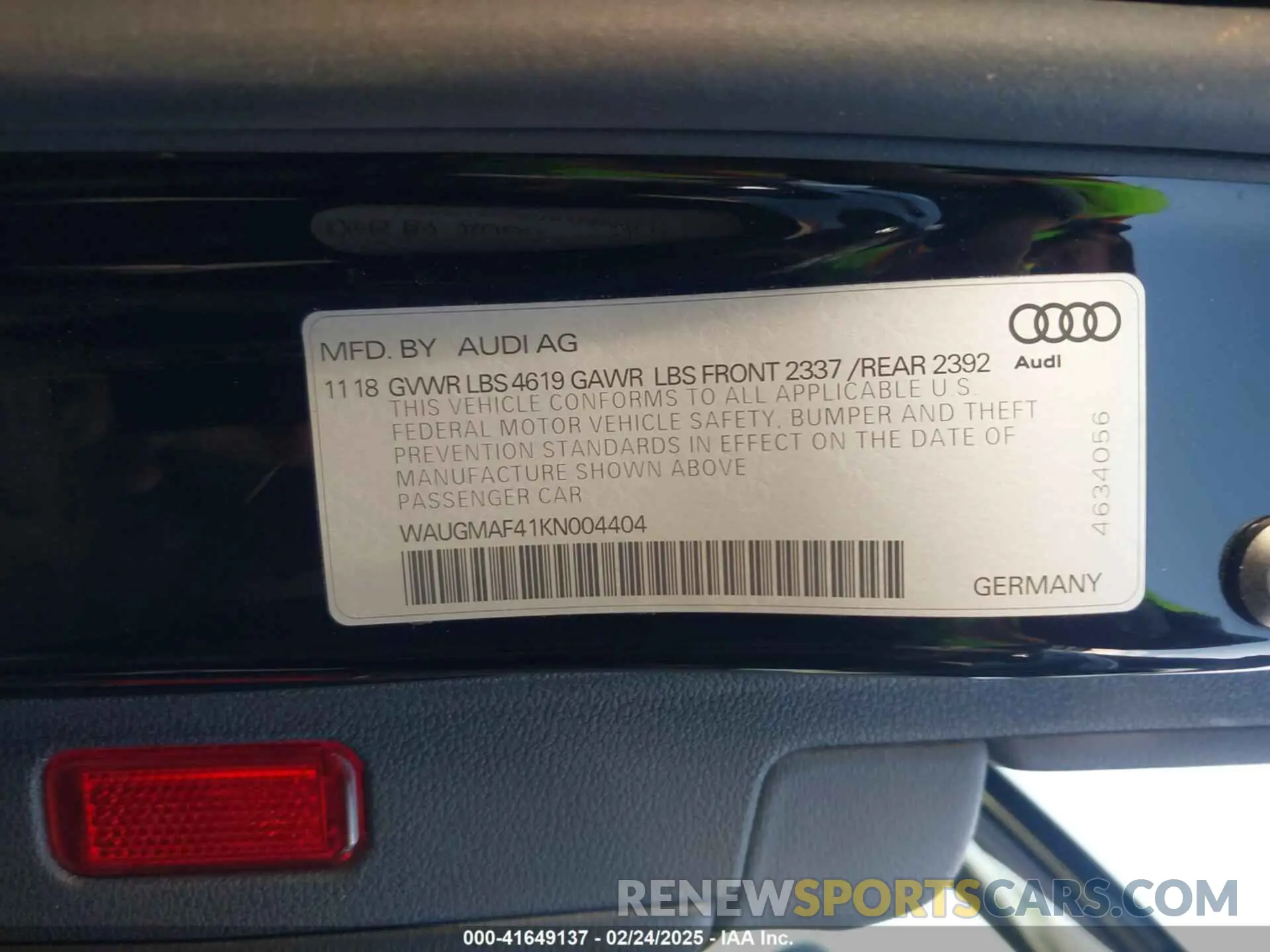 9 fotografías del automóvil dañado WAUGMAF41KN004404 AUDI A4 2019