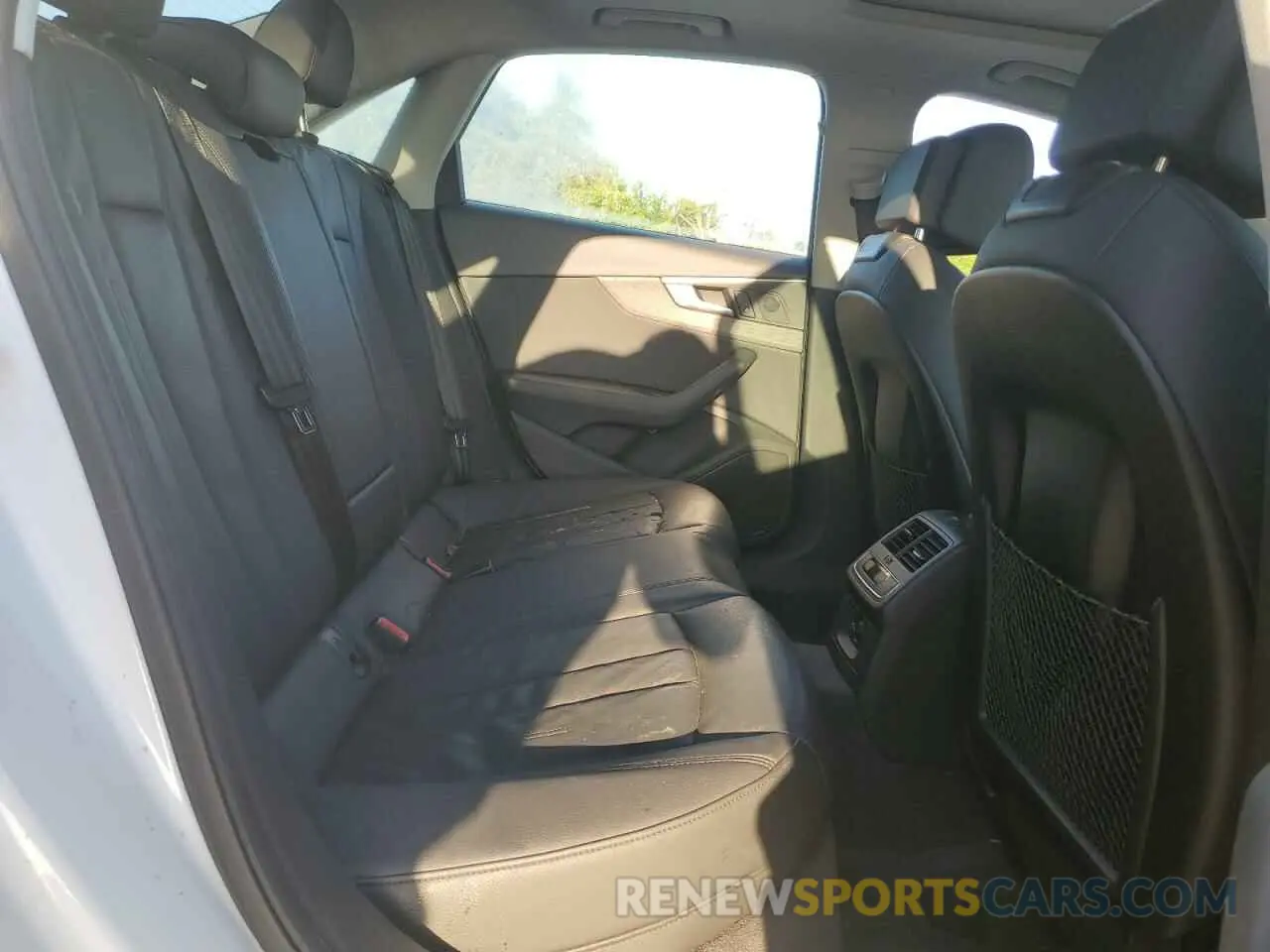 10 fotografías del automóvil dañado WAUGMAF41KN007643 AUDI A4 2019