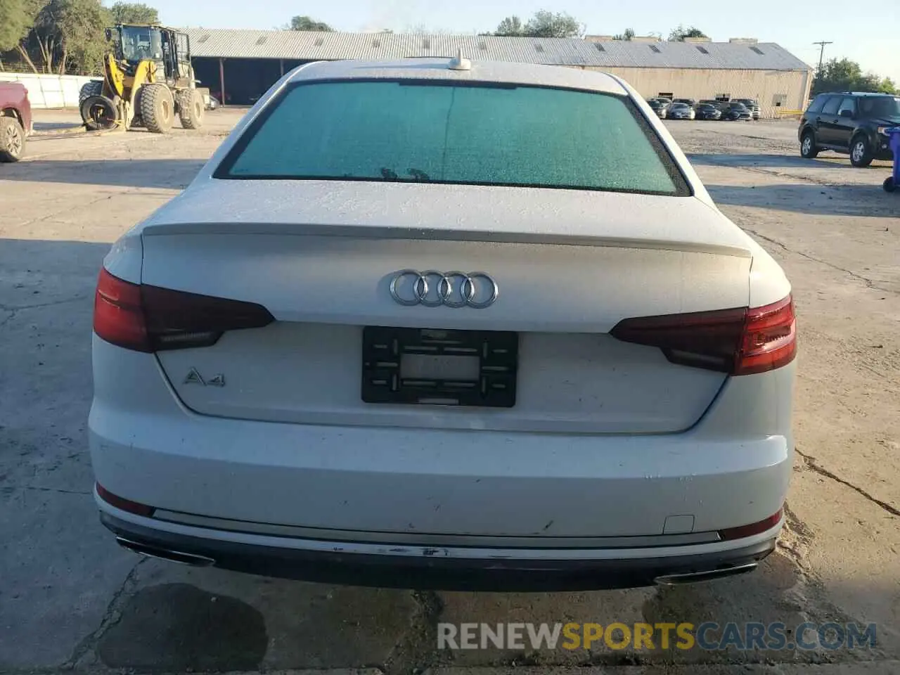 6 fotografías del automóvil dañado WAUGMAF41KN007643 AUDI A4 2019