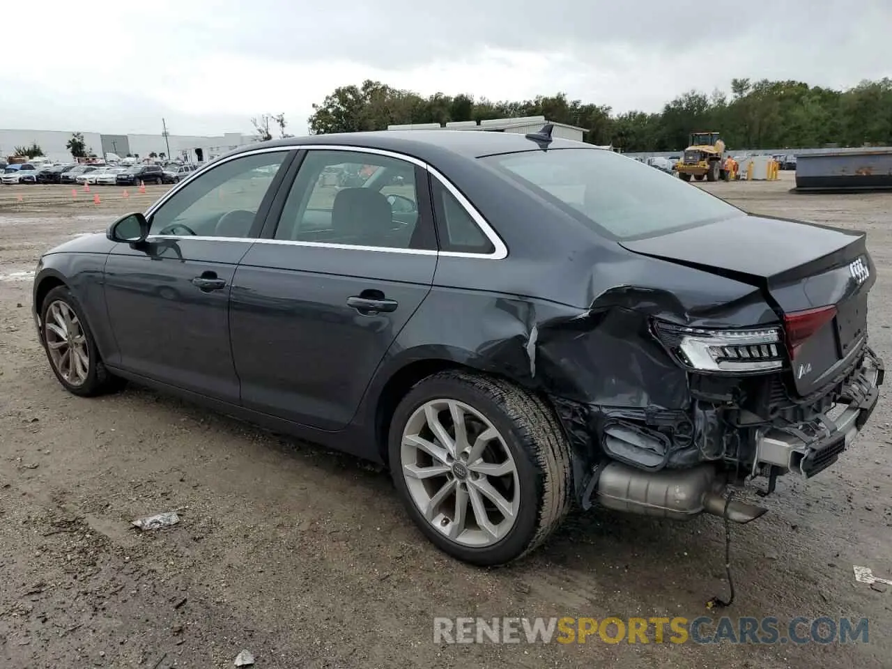 2 fotografías del automóvil dañado WAUGMAF42KN007361 AUDI A4 2019