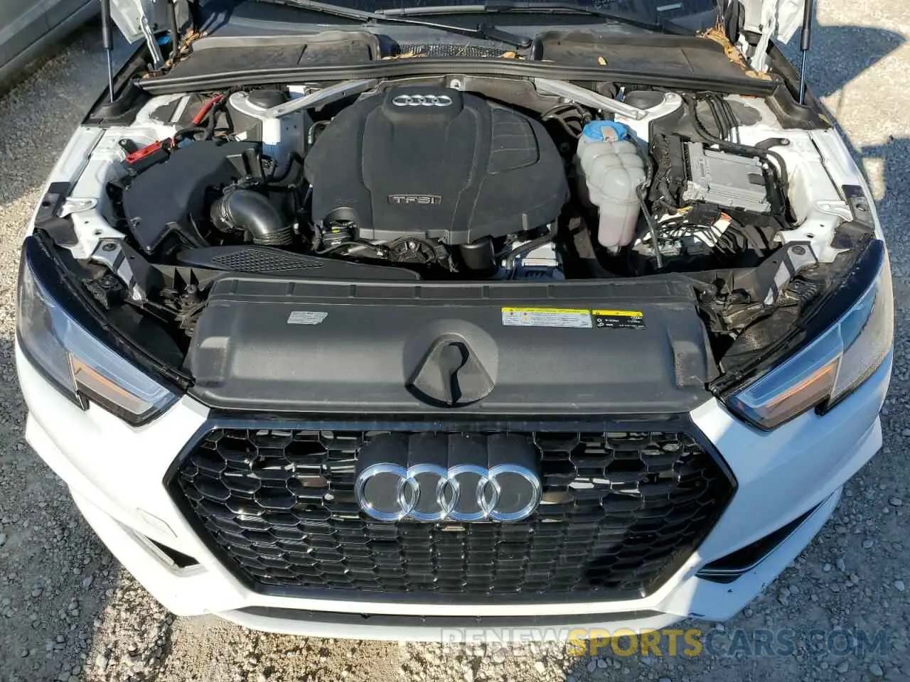 11 fotografías del automóvil dañado WAUGMAF44KN004221 AUDI A4 2019