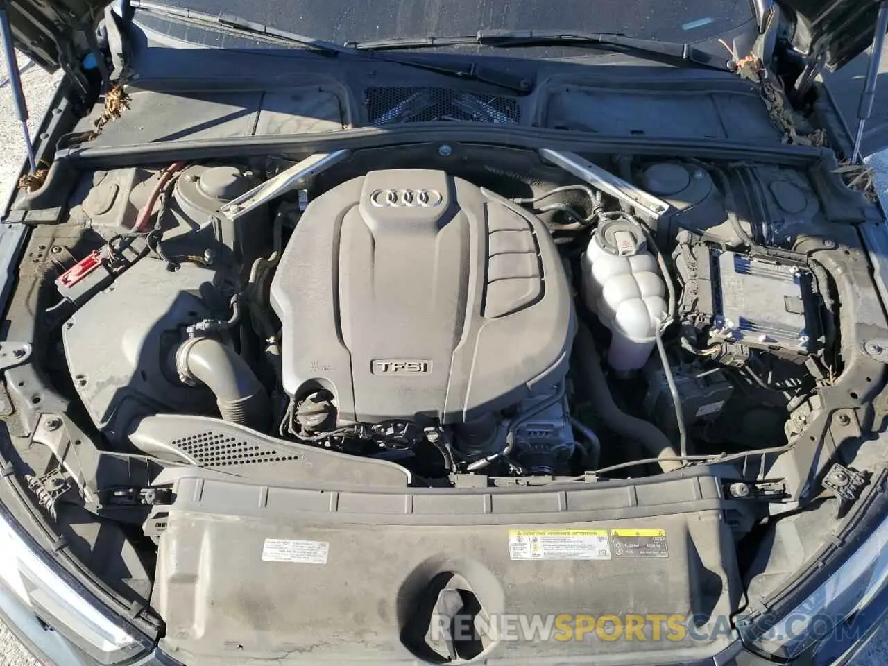 11 fotografías del automóvil dañado WAUGMAF45KN013400 AUDI A4 2019