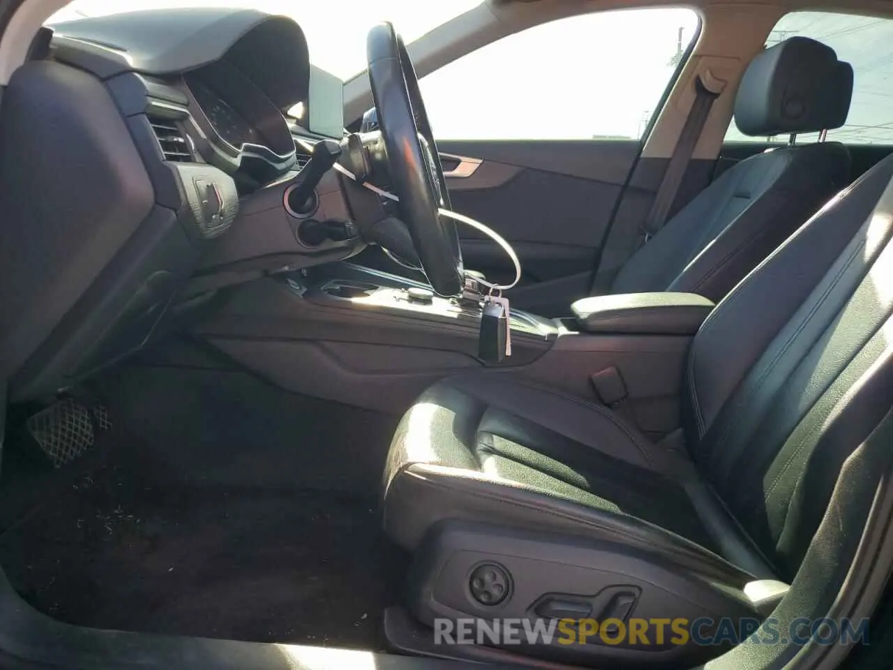 7 fotografías del automóvil dañado WAUGMAF45KN013400 AUDI A4 2019