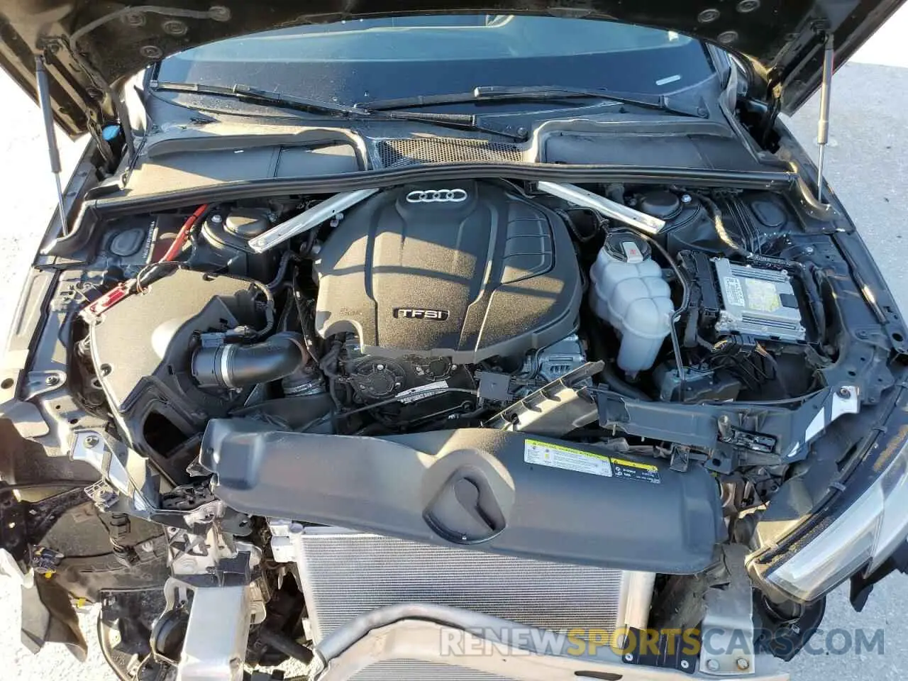7 fotografías del automóvil dañado WAUGMAF46KA053198 AUDI A4 2019