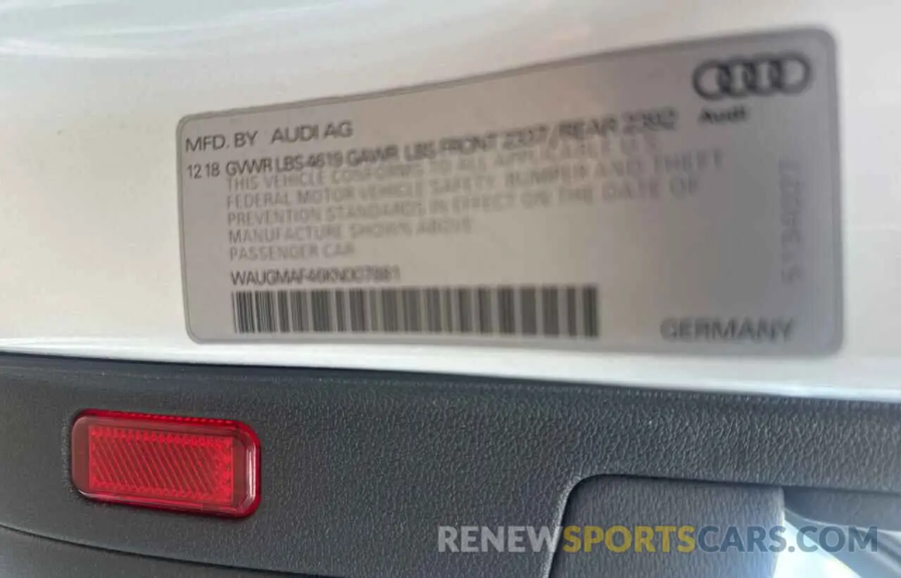 10 fotografías del automóvil dañado WAUGMAF46KN007881 AUDI A4 2019