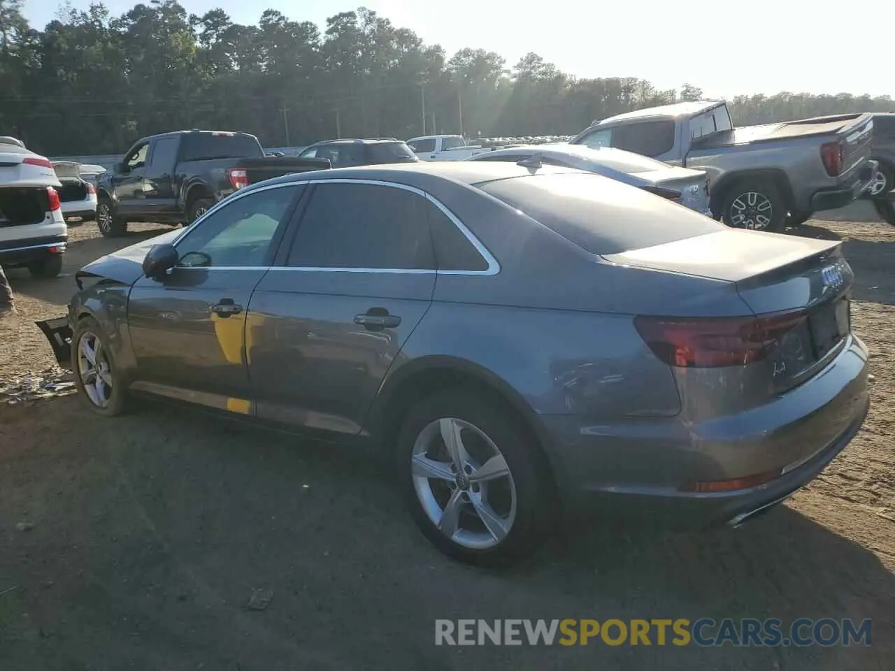2 fotografías del automóvil dañado WAUGMAF47KA022297 AUDI A4 2019