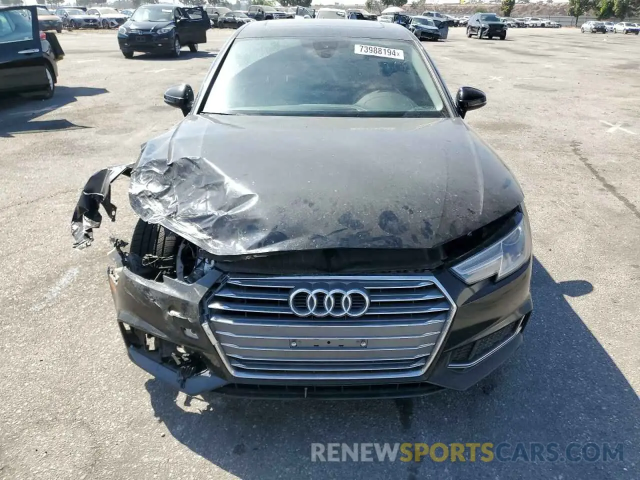 5 fotografías del automóvil dañado WAUGMAF47KN007355 AUDI A4 2019