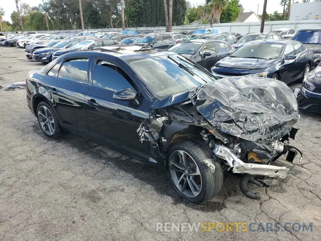 4 fotografías del automóvil dañado WAUGMAF48KN021927 AUDI A4 2019