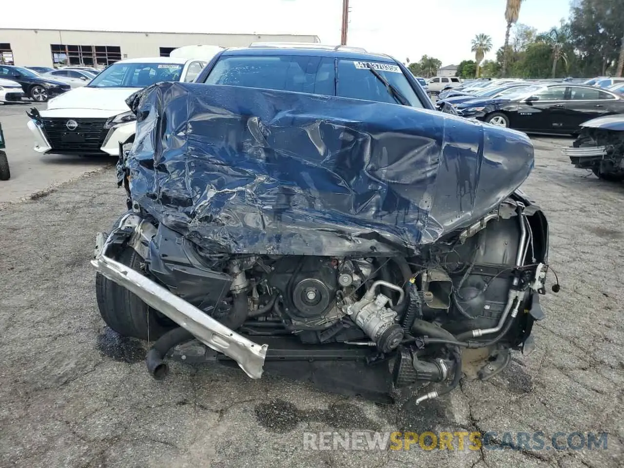 5 fotografías del automóvil dañado WAUGMAF48KN021927 AUDI A4 2019