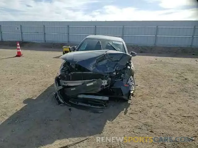 11 fotografías del automóvil dañado WAUGMAF49KA054264 AUDI A4 2019