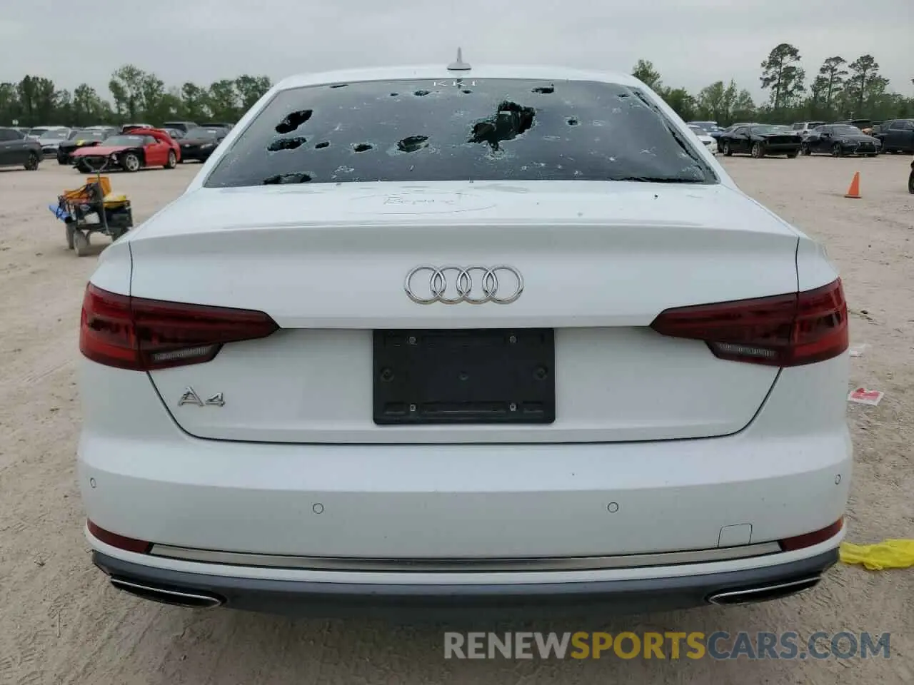 6 fotografías del automóvil dañado WAUHMAF40KN004298 AUDI A4 2019