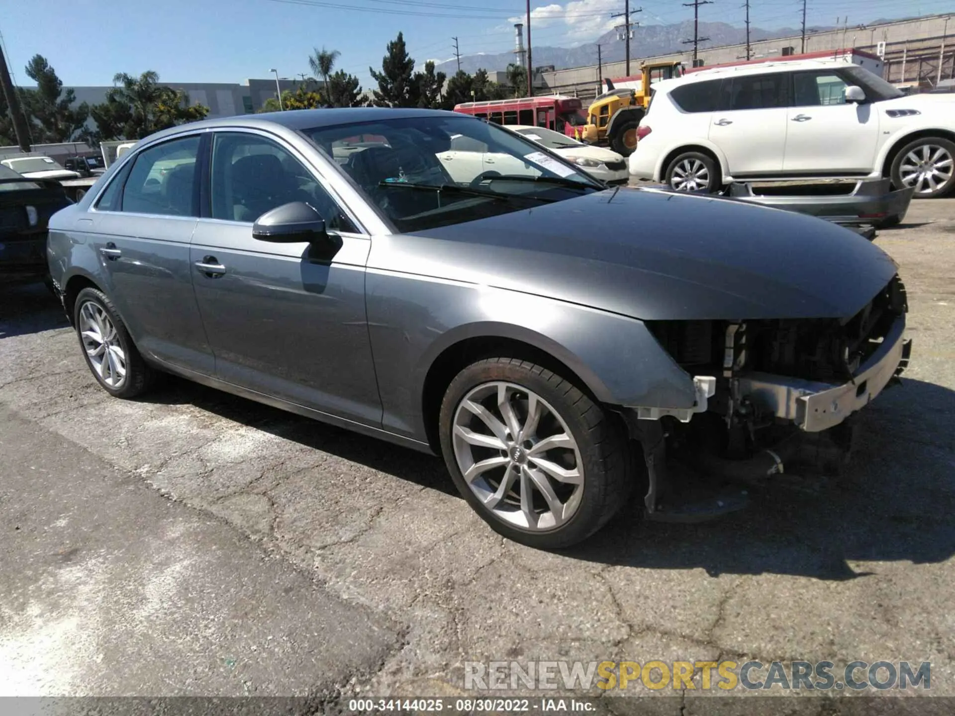 1 fotografías del automóvil dañado WAUHMAF46KN008145 AUDI A4 2019