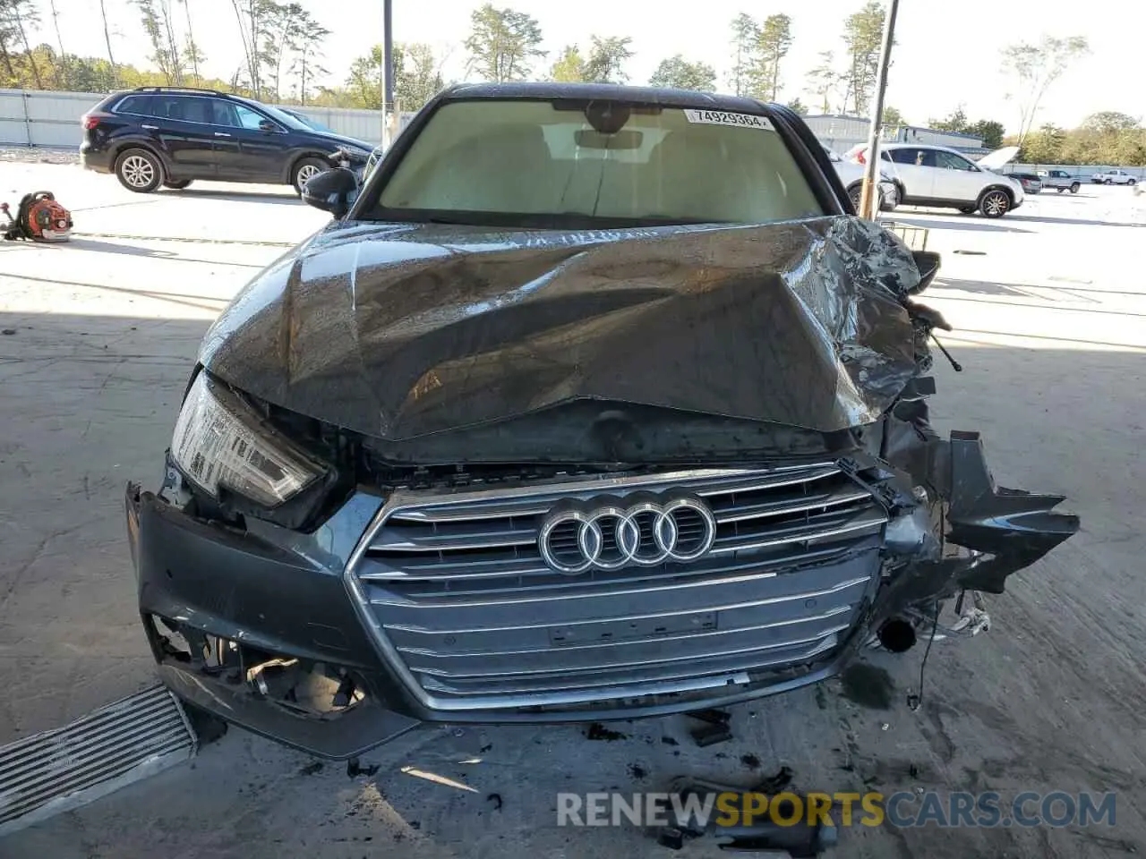 5 fotografías del automóvil dañado WAUHMAF49KN006132 AUDI A4 2019