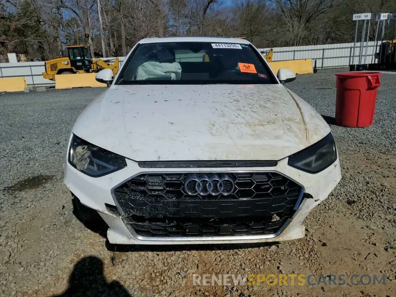 5 fotografías del automóvil dañado WAUDNAF41LN008082 AUDI A4 2020