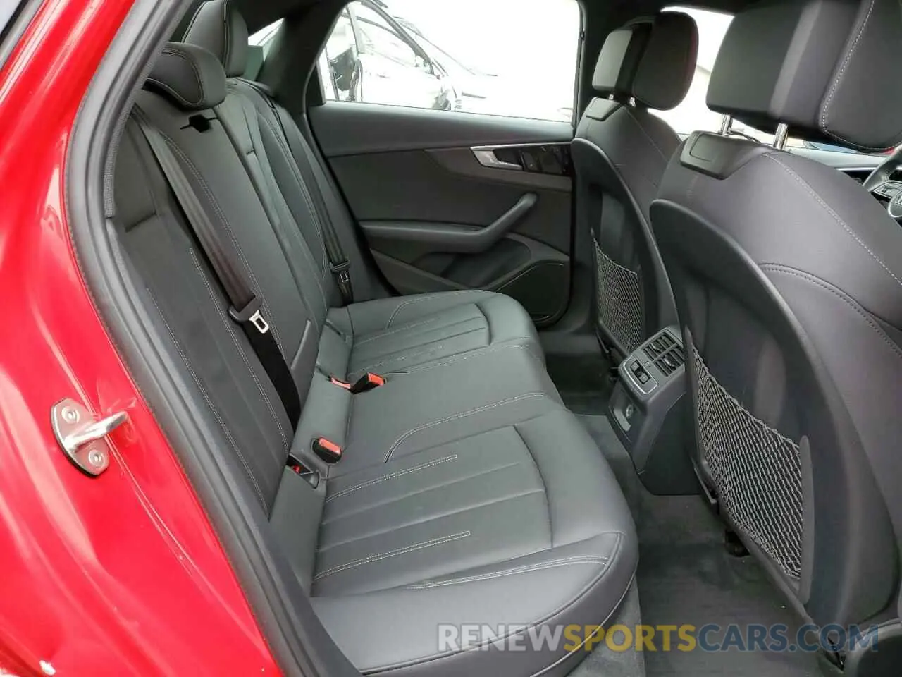 10 fotografías del automóvil dañado WAUDNAF44LN012952 AUDI A4 2020
