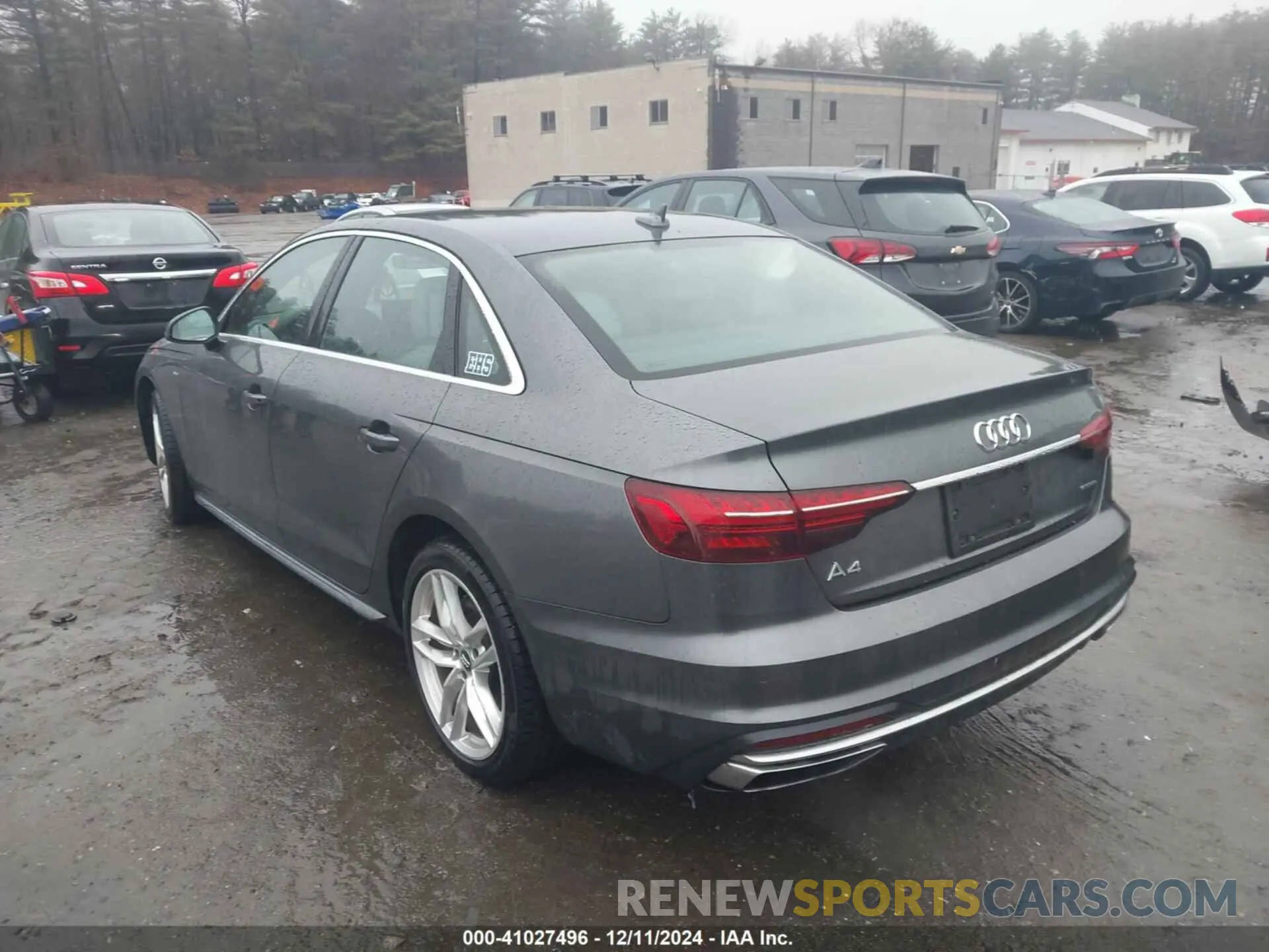 14 fotografías del automóvil dañado WAUENAF40LA053929 AUDI A4 2020