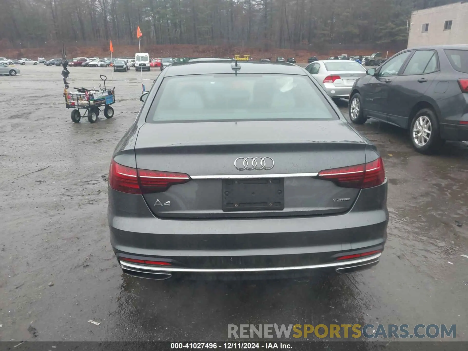 16 fotografías del automóvil dañado WAUENAF40LA053929 AUDI A4 2020