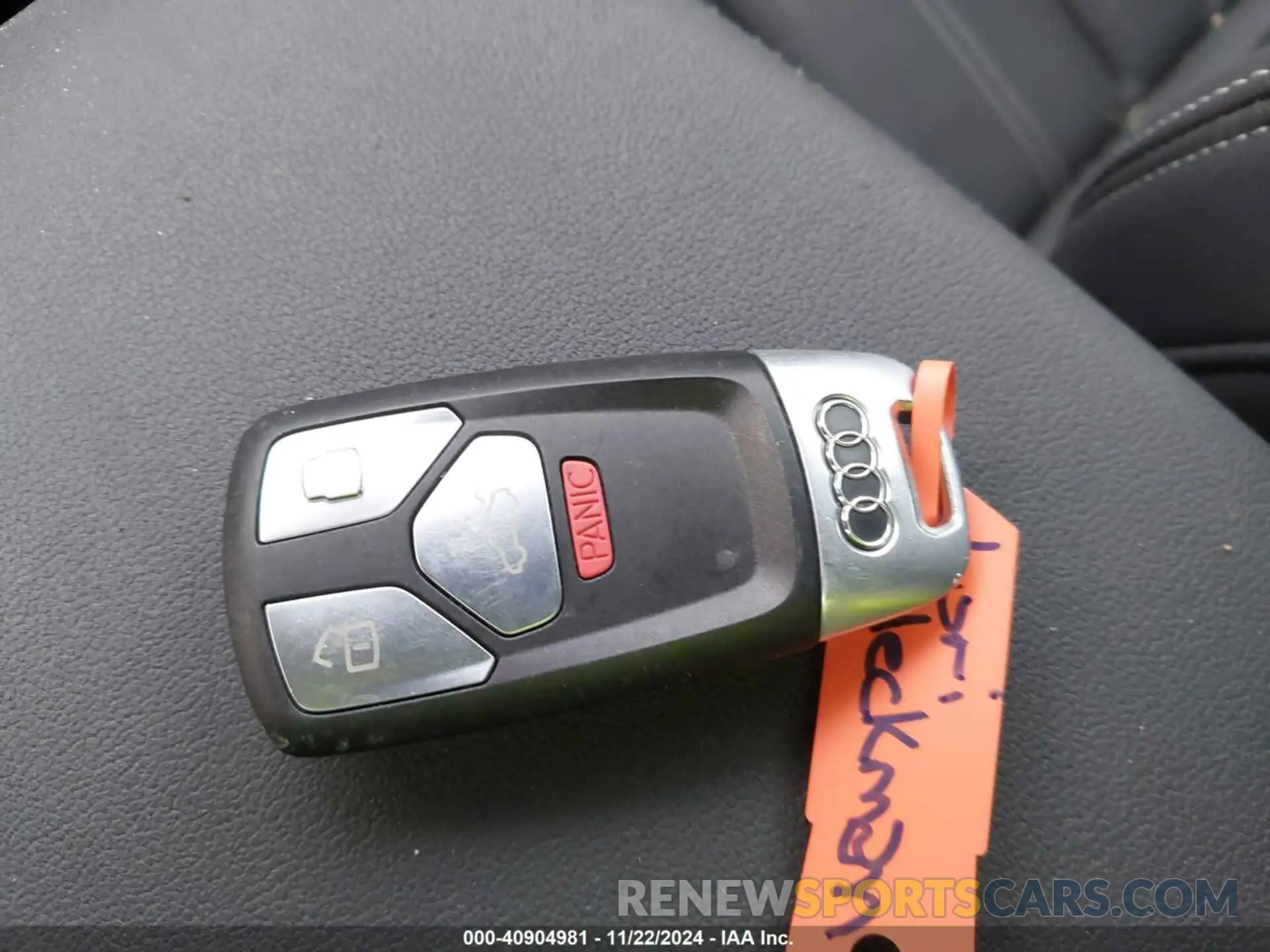 11 fotografías del automóvil dañado WAUENAF40LA061996 AUDI A4 2020