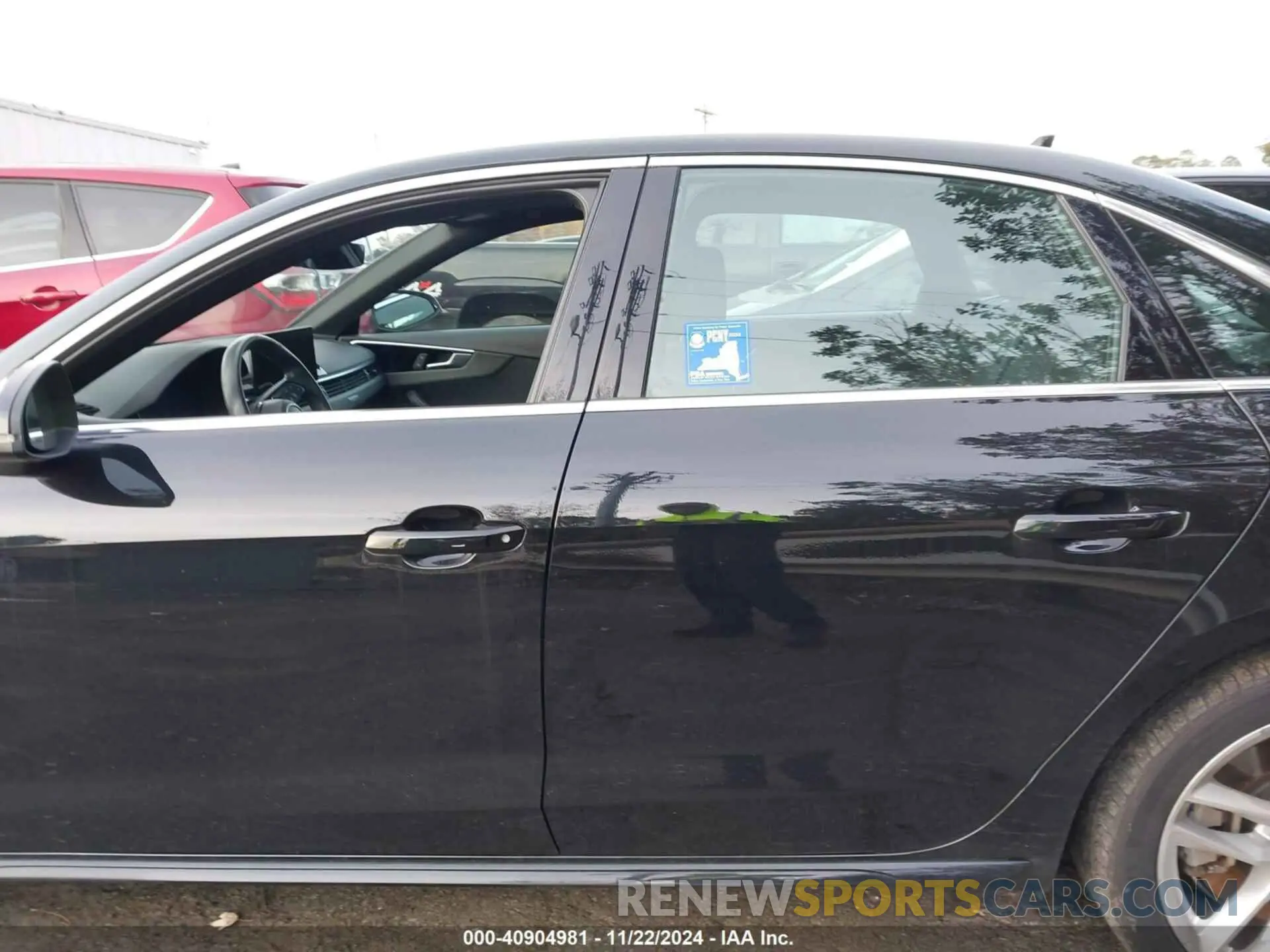14 fotografías del automóvil dañado WAUENAF40LA061996 AUDI A4 2020