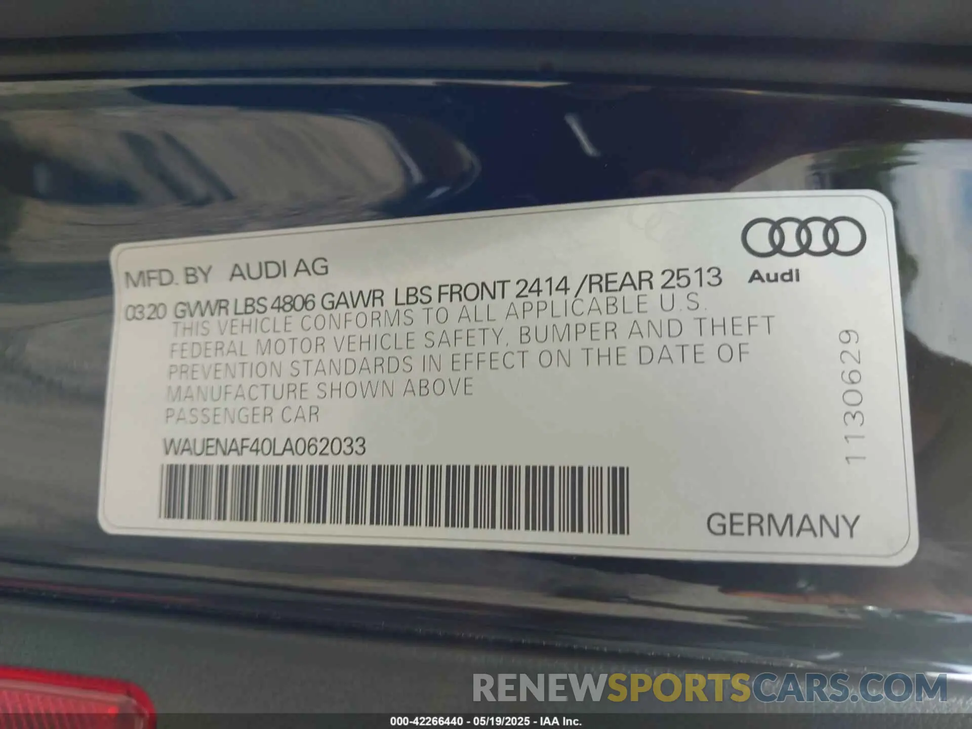 9 fotografías del automóvil dañado WAUENAF40LA062033 AUDI A4 2020