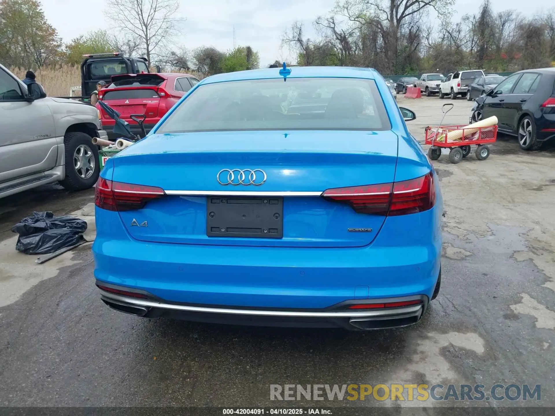 16 fotografías del automóvil dañado WAUENAF44LN008386 AUDI A4 2020