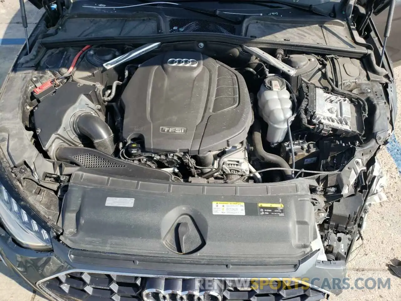 7 fotografías del automóvil dañado WAUENAF48LN007998 AUDI A4 2020