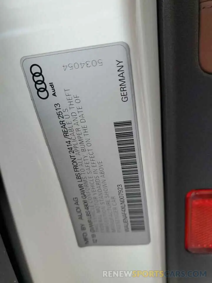 12 fotografías del automóvil dañado WAUENAF4XLN007923 AUDI A4 2020