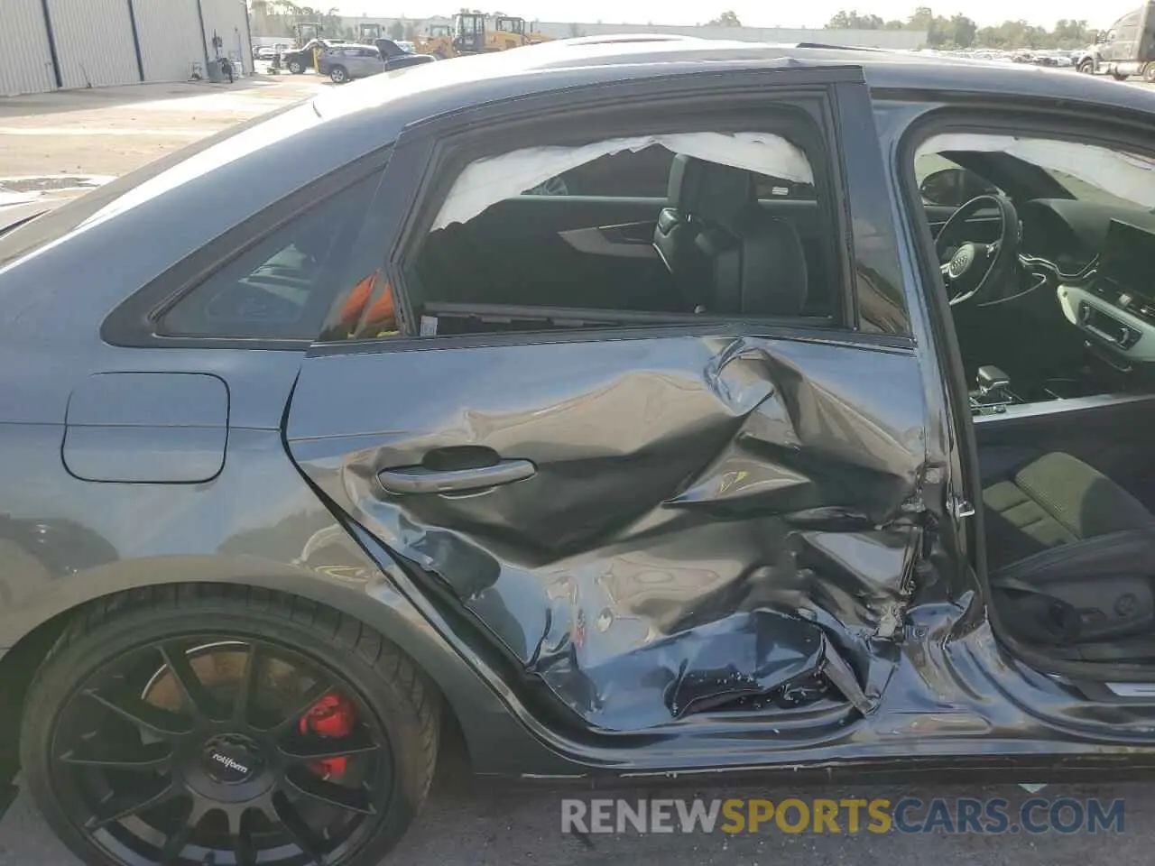 10 fotografías del automóvil dañado WAUENAF4XLN012359 AUDI A4 2020