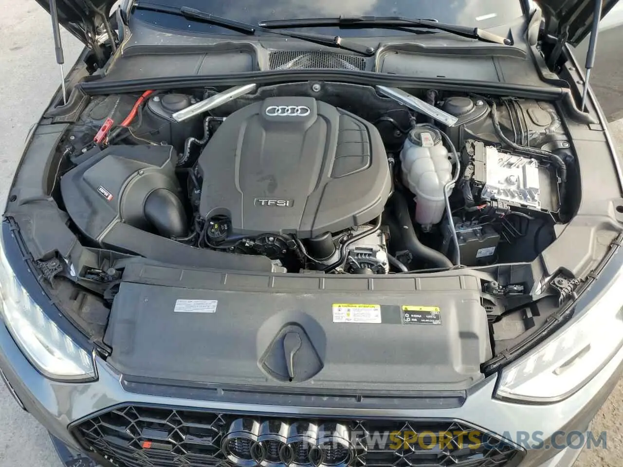 11 fotografías del automóvil dañado WAUENAF4XLN012359 AUDI A4 2020