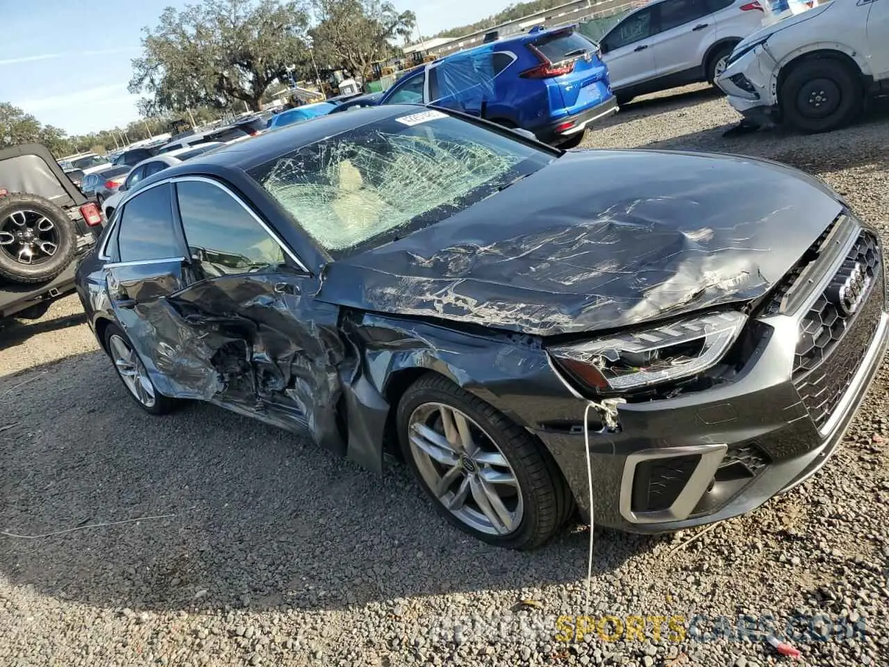 4 fotografías del automóvil dañado WAUFNAF46LA049422 AUDI A4 2020