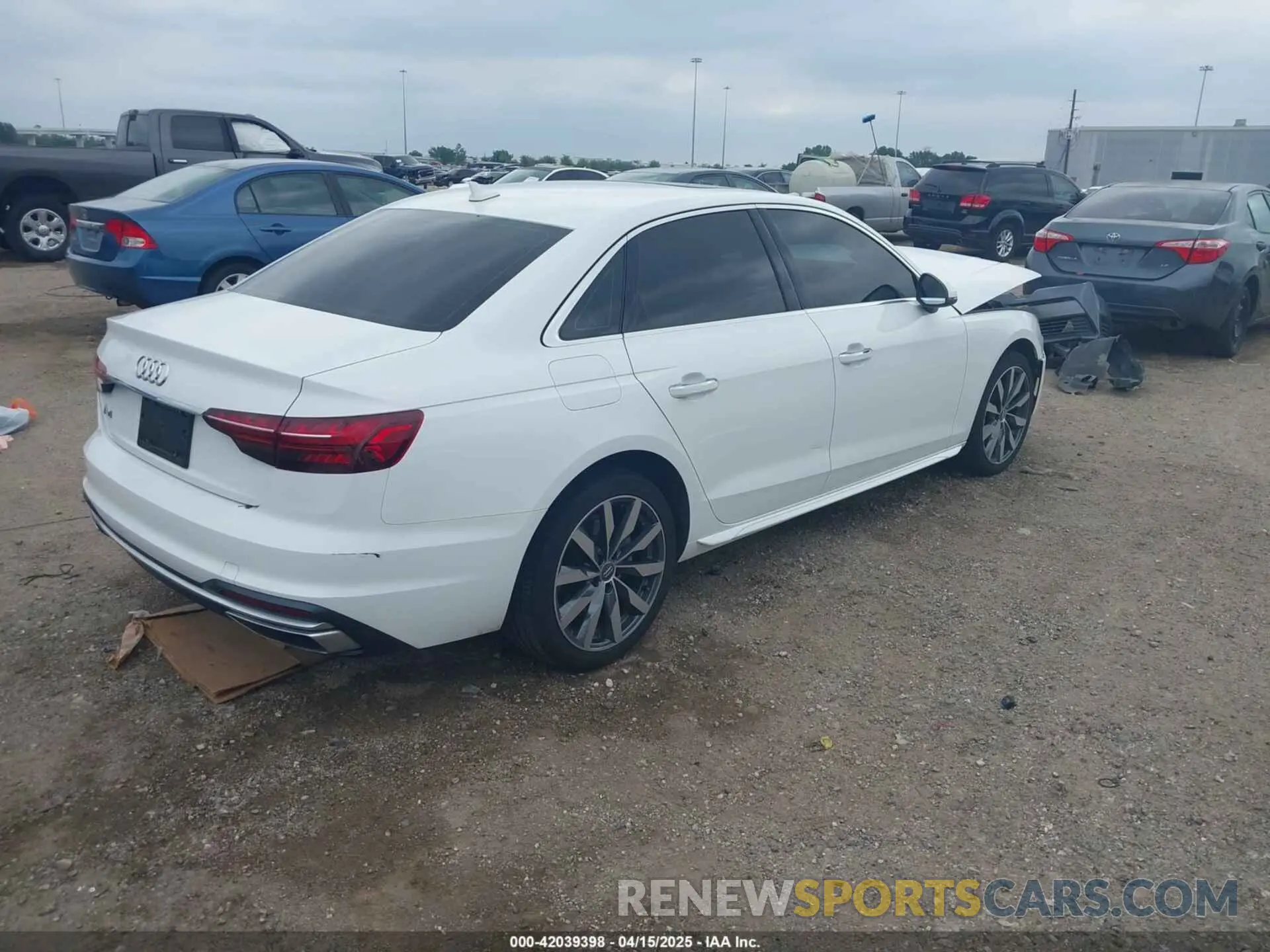 4 fotografías del automóvil dañado WAUGMAF43LN012232 AUDI A4 2020