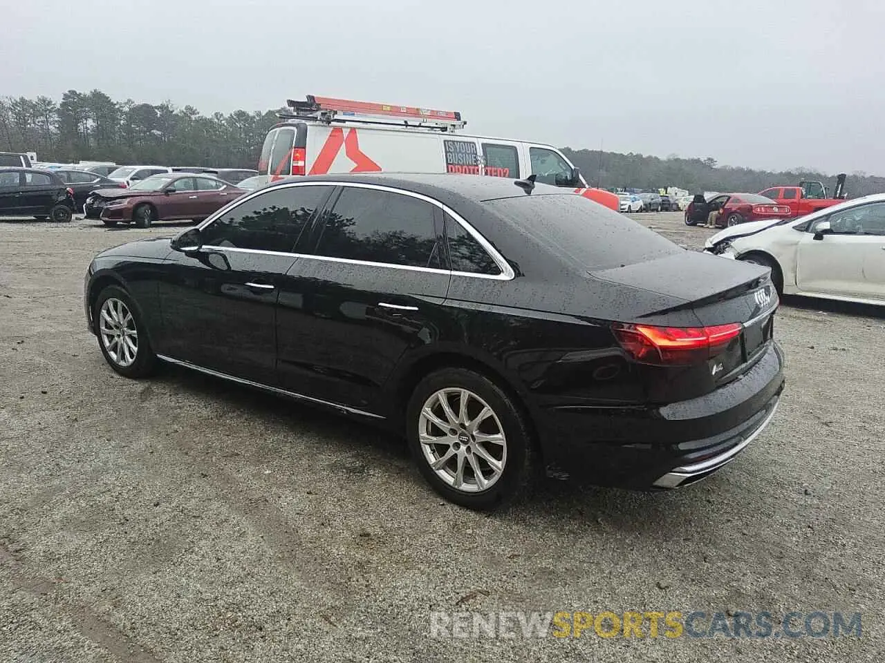 2 fotografías del automóvil dañado WAUGMAF44LN013373 AUDI A4 2020