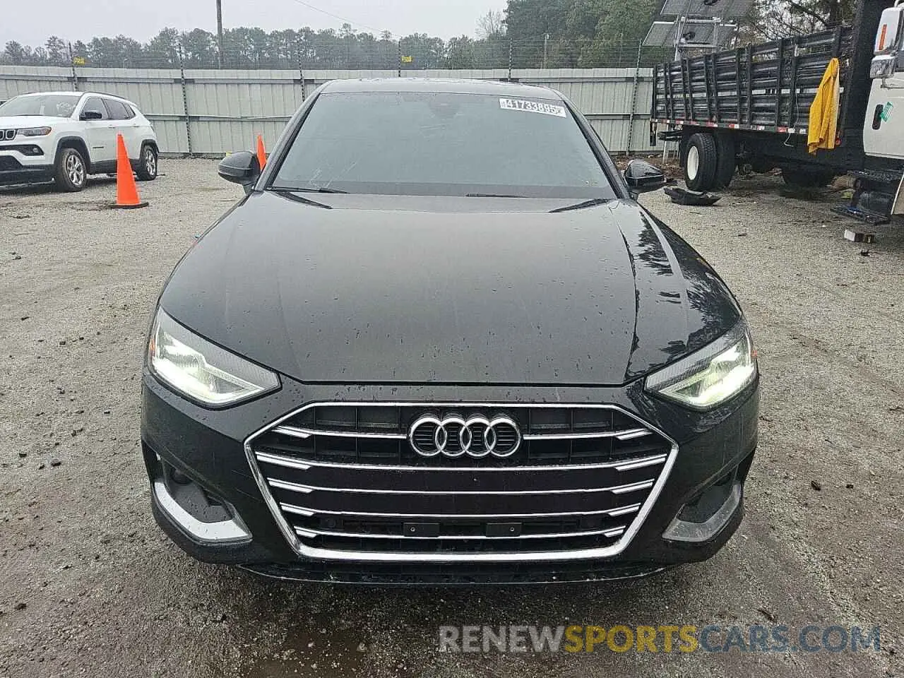 5 fotografías del automóvil dañado WAUGMAF44LN013373 AUDI A4 2020