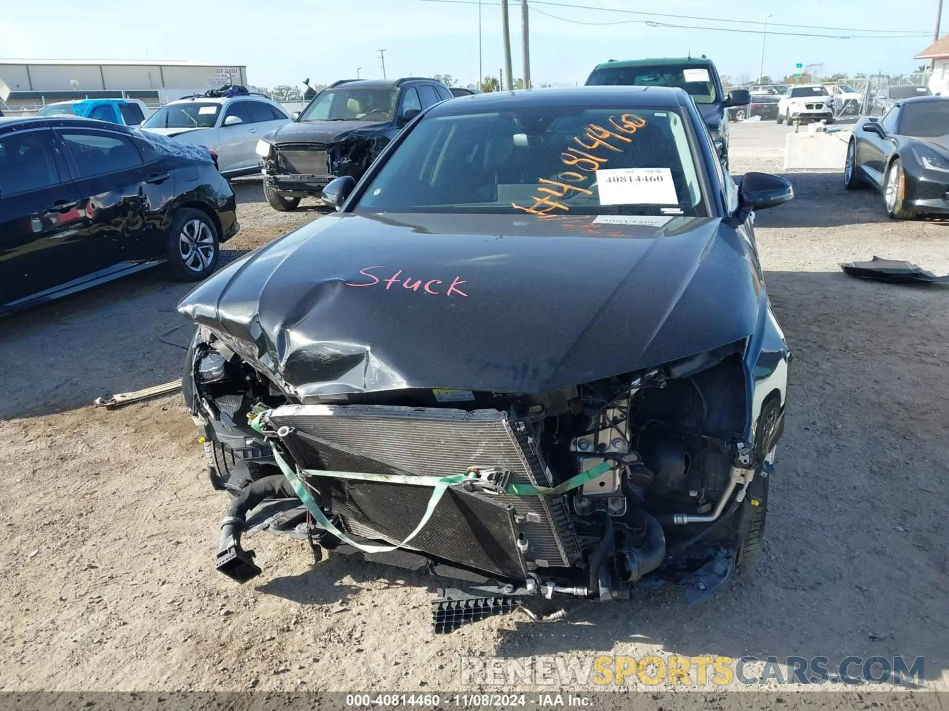 13 fotografías del automóvil dañado WAUGMAF46LN010250 AUDI A4 2020