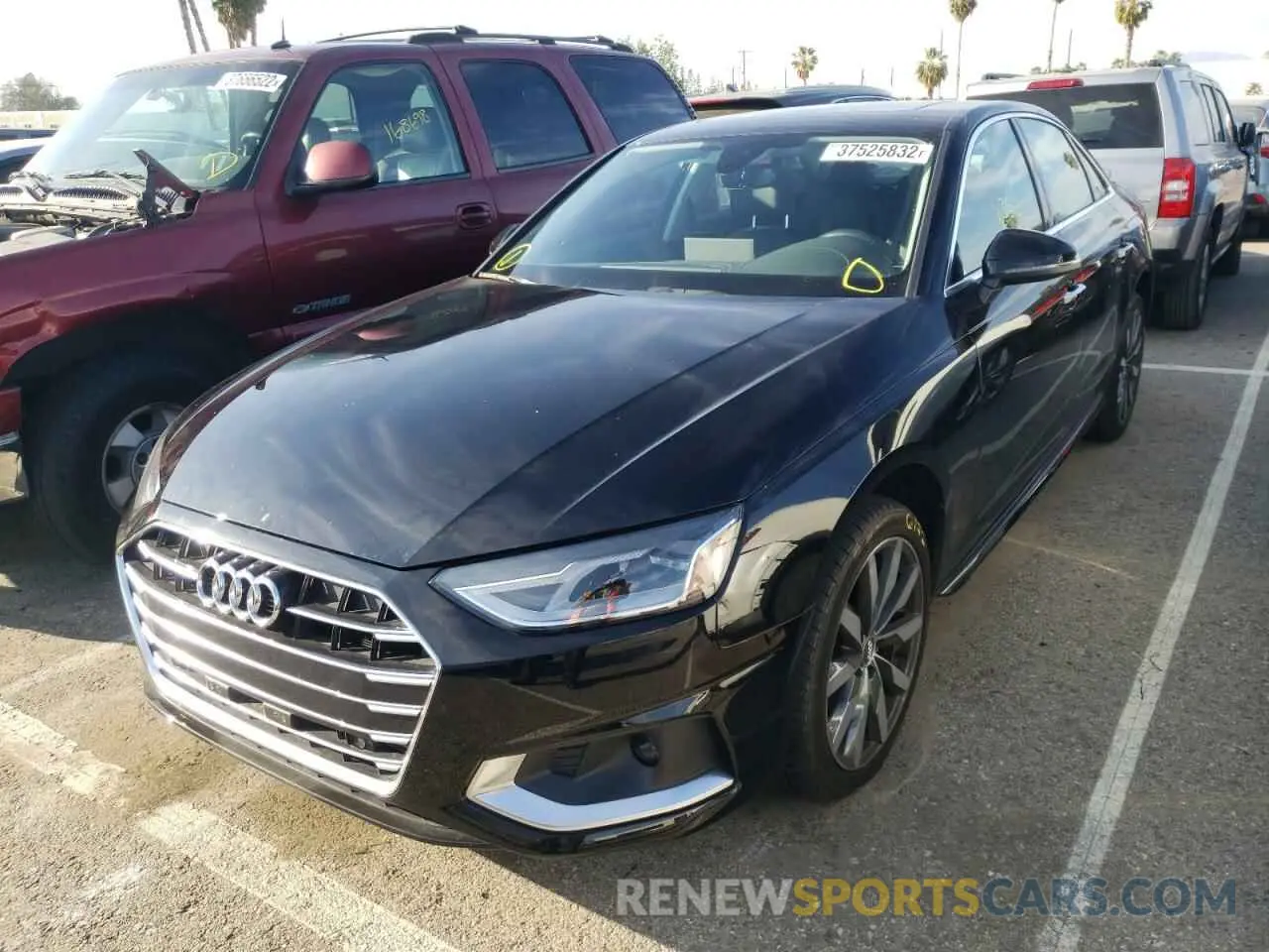 2 fotografías del automóvil dañado WAUGMAF47LN011990 AUDI A4 2020