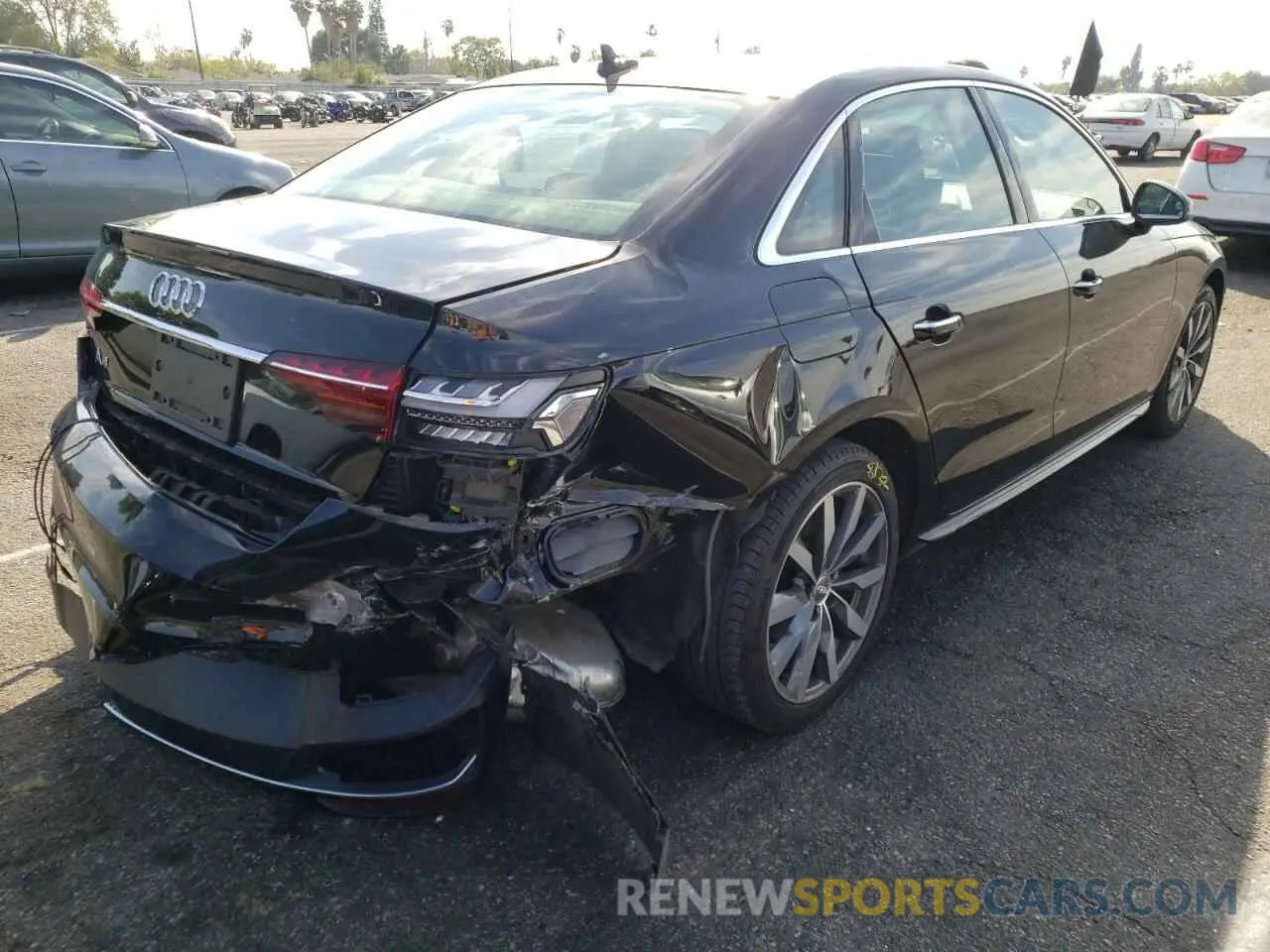 4 fotografías del automóvil dañado WAUGMAF47LN011990 AUDI A4 2020