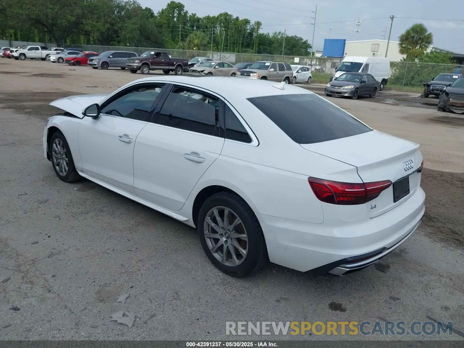 3 fotografías del automóvil dañado WAUGMAF49LA044903 AUDI A4 2020