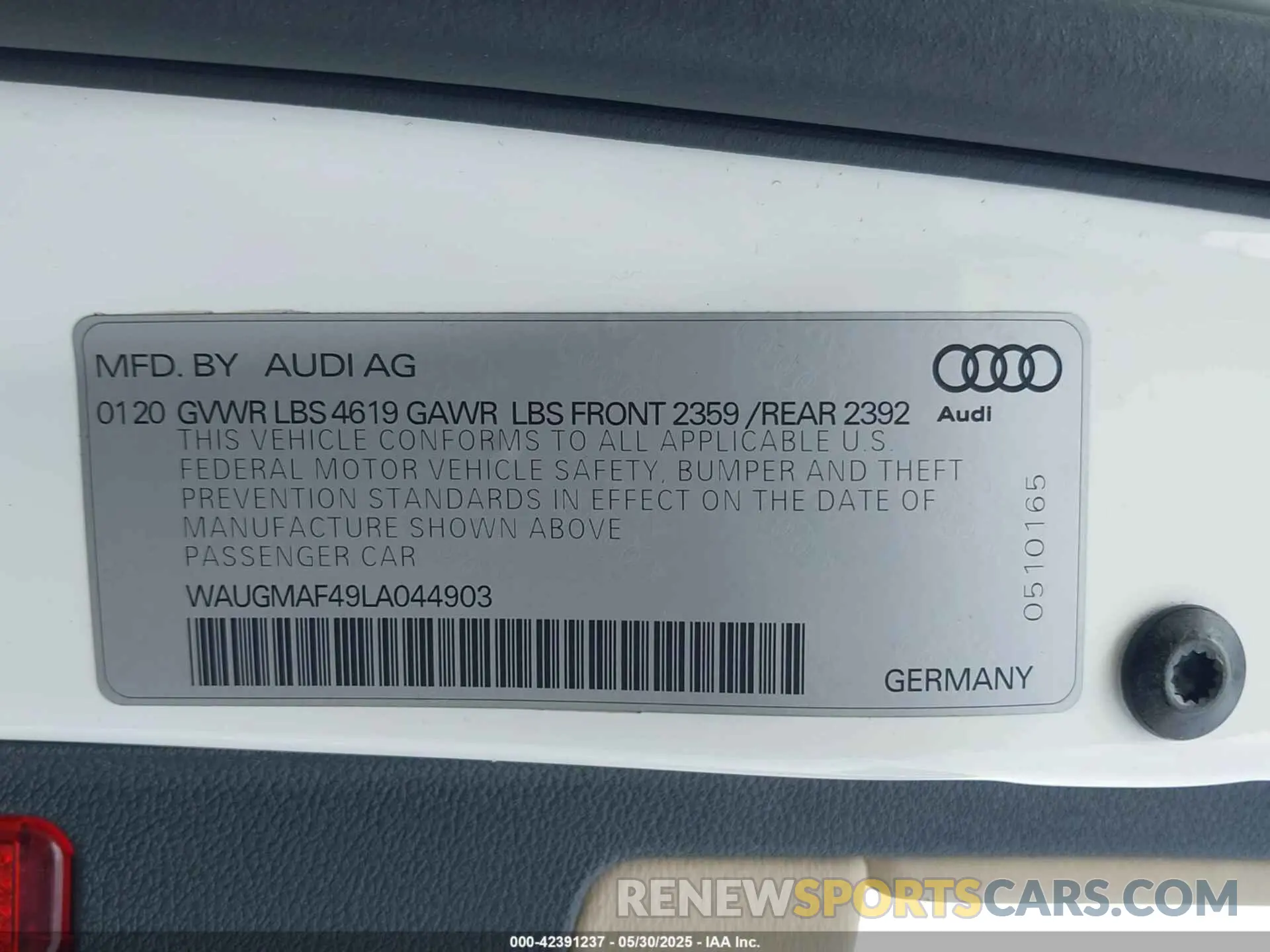 9 fotografías del automóvil dañado WAUGMAF49LA044903 AUDI A4 2020