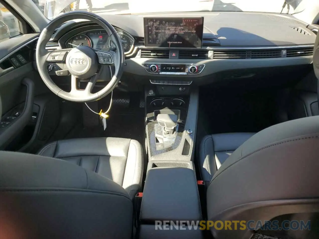 8 fotografías del automóvil dañado WAUGMAF49LN003762 AUDI A4 2020