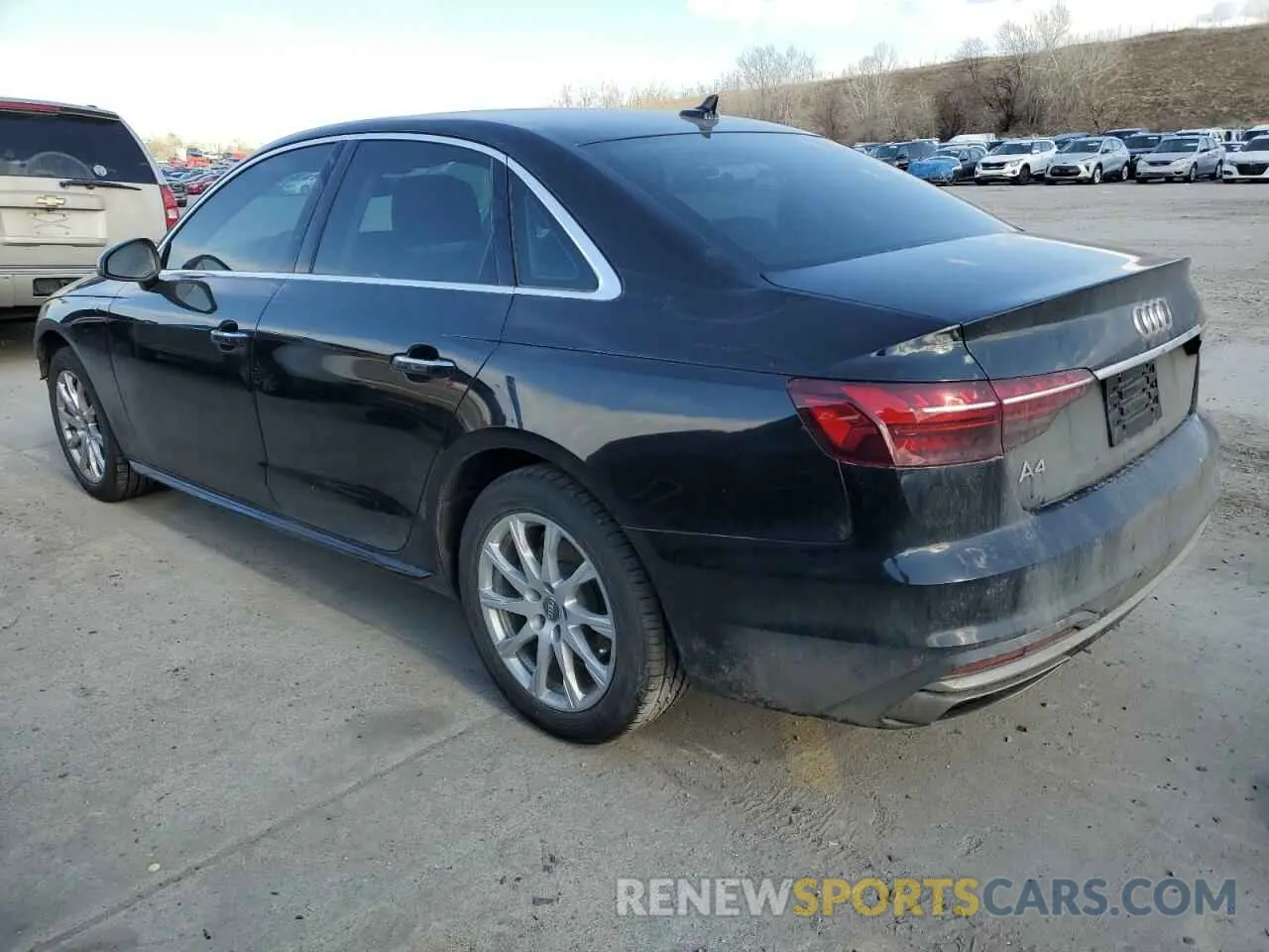 2 fotografías del automóvil dañado WAUGMAF4XLA059622 AUDI A4 2020