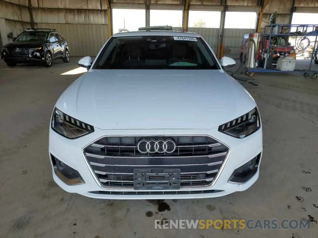5 fotografías del automóvil dañado WAUHMAF40LA043224 AUDI A4 2020