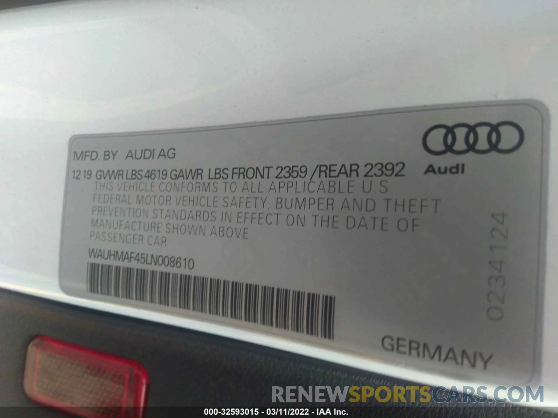 9 fotografías del automóvil dañado WAUHMAF45LN008610 AUDI A4 2020