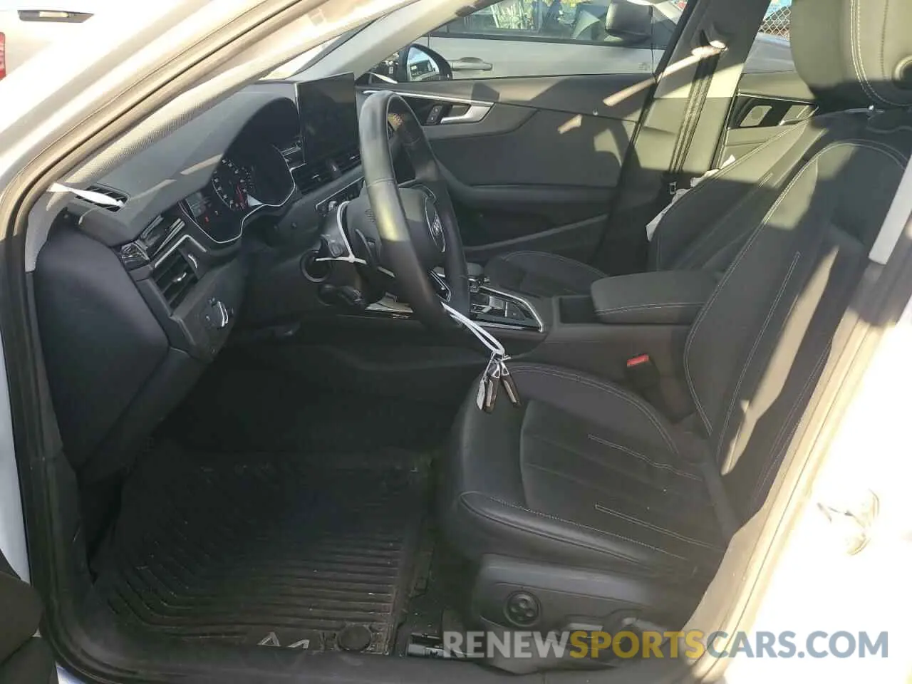 7 fotografías del automóvil dañado WA17AAF4XMA022769 AUDI A4 2021