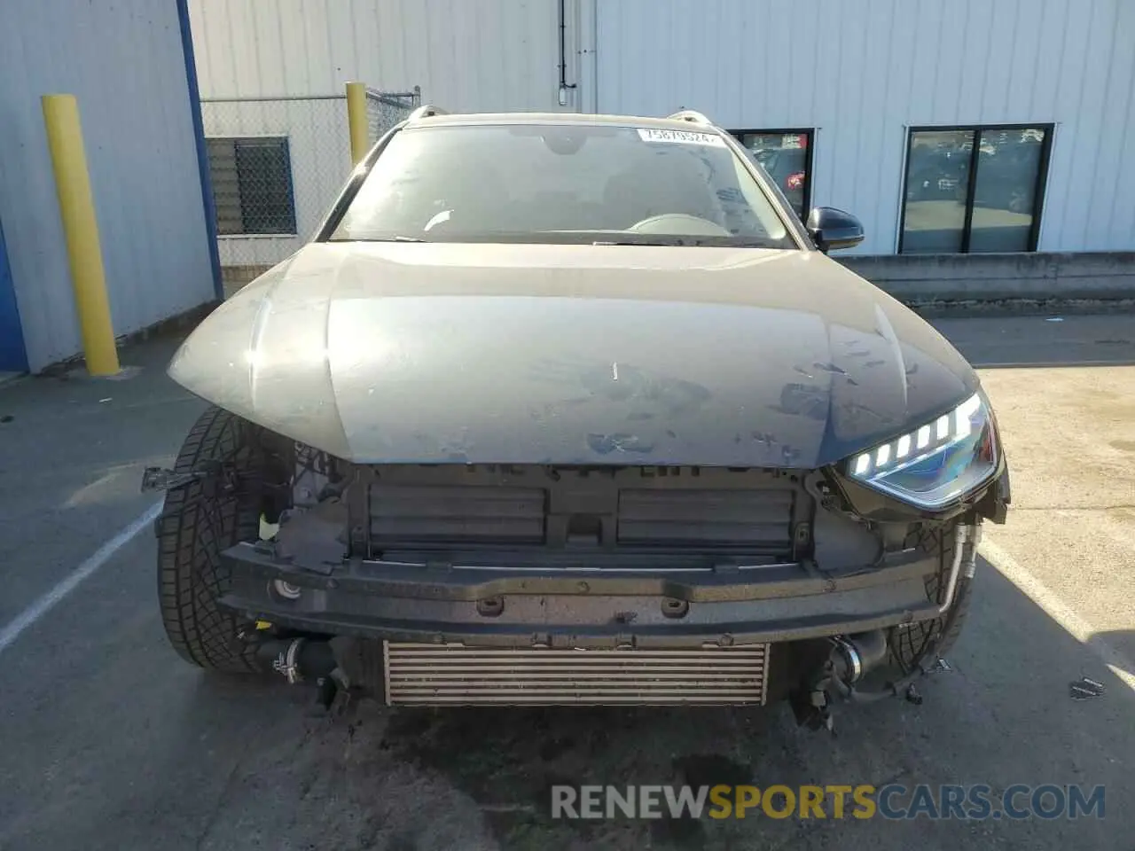 5 fotografías del automóvil dañado WA18AAF45MA035983 AUDI A4 2021
