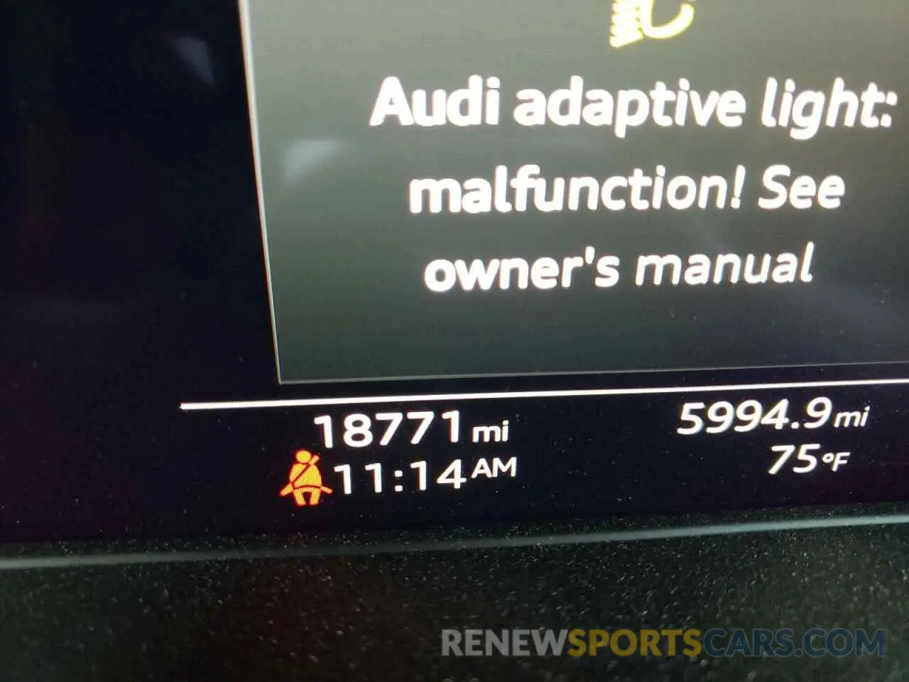 8 fotografías del automóvil dañado WA19ABF48MA085836 AUDI A4 2021