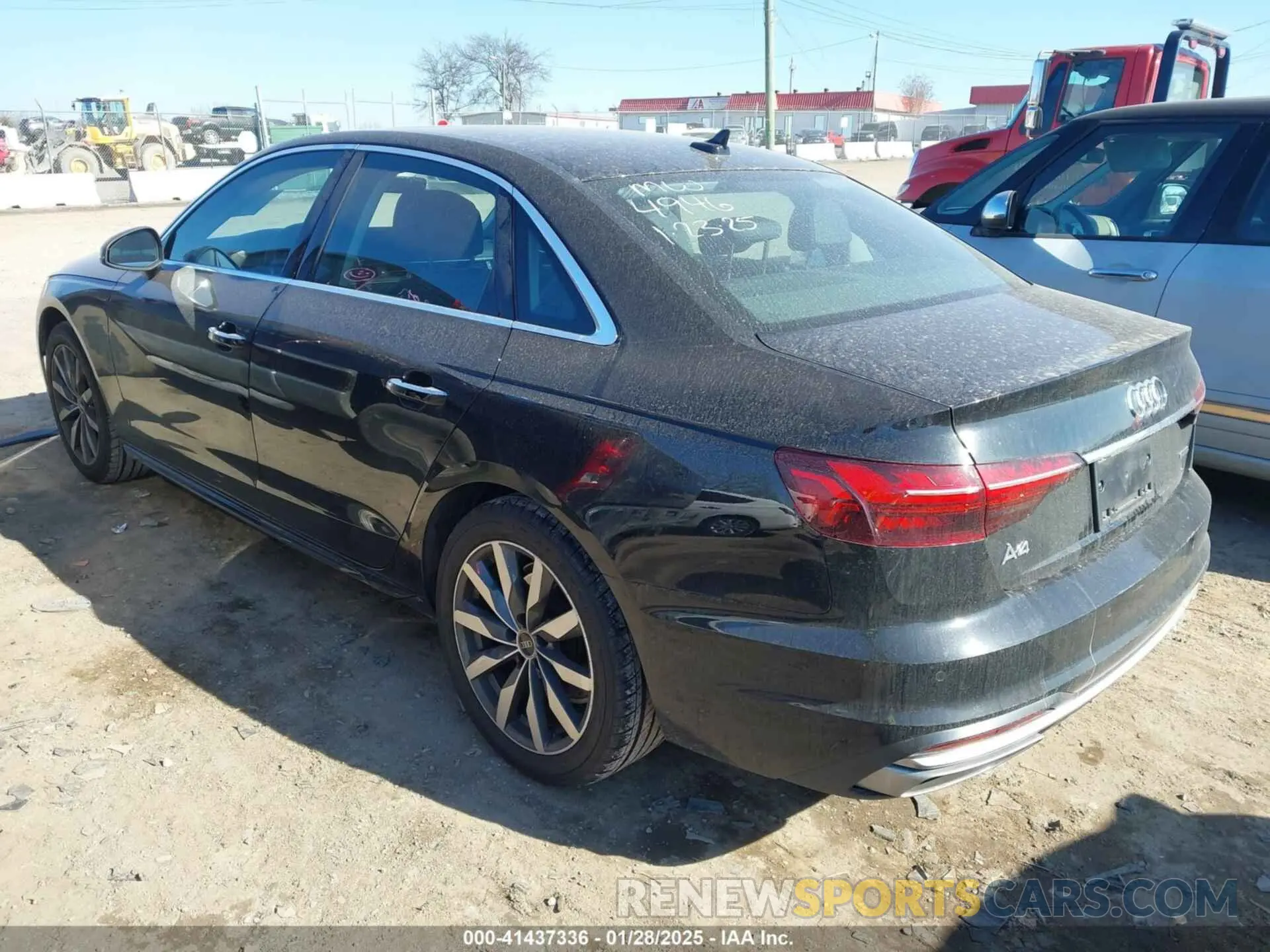 3 fotografías del automóvil dañado WAUABAF43MA034946 AUDI A4 2021