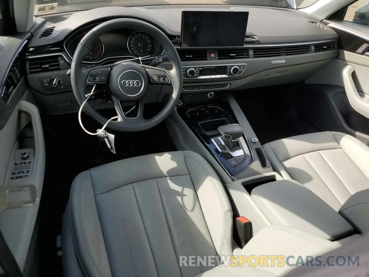 8 fotografías del automóvil dañado WAUABAF43MA086187 AUDI A4 2021