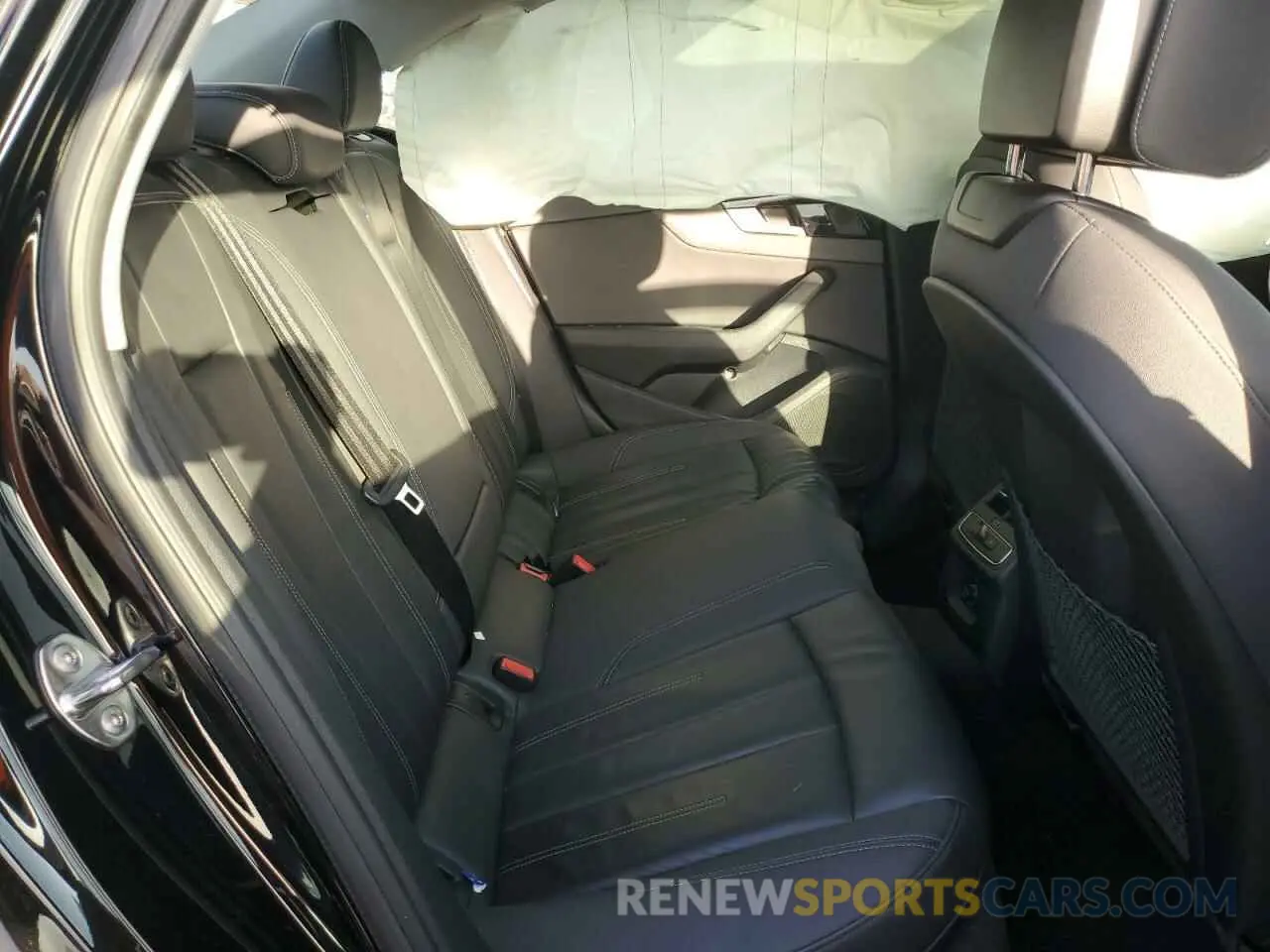 10 fotografías del automóvil dañado WAUABAF44MN006663 AUDI A4 2021